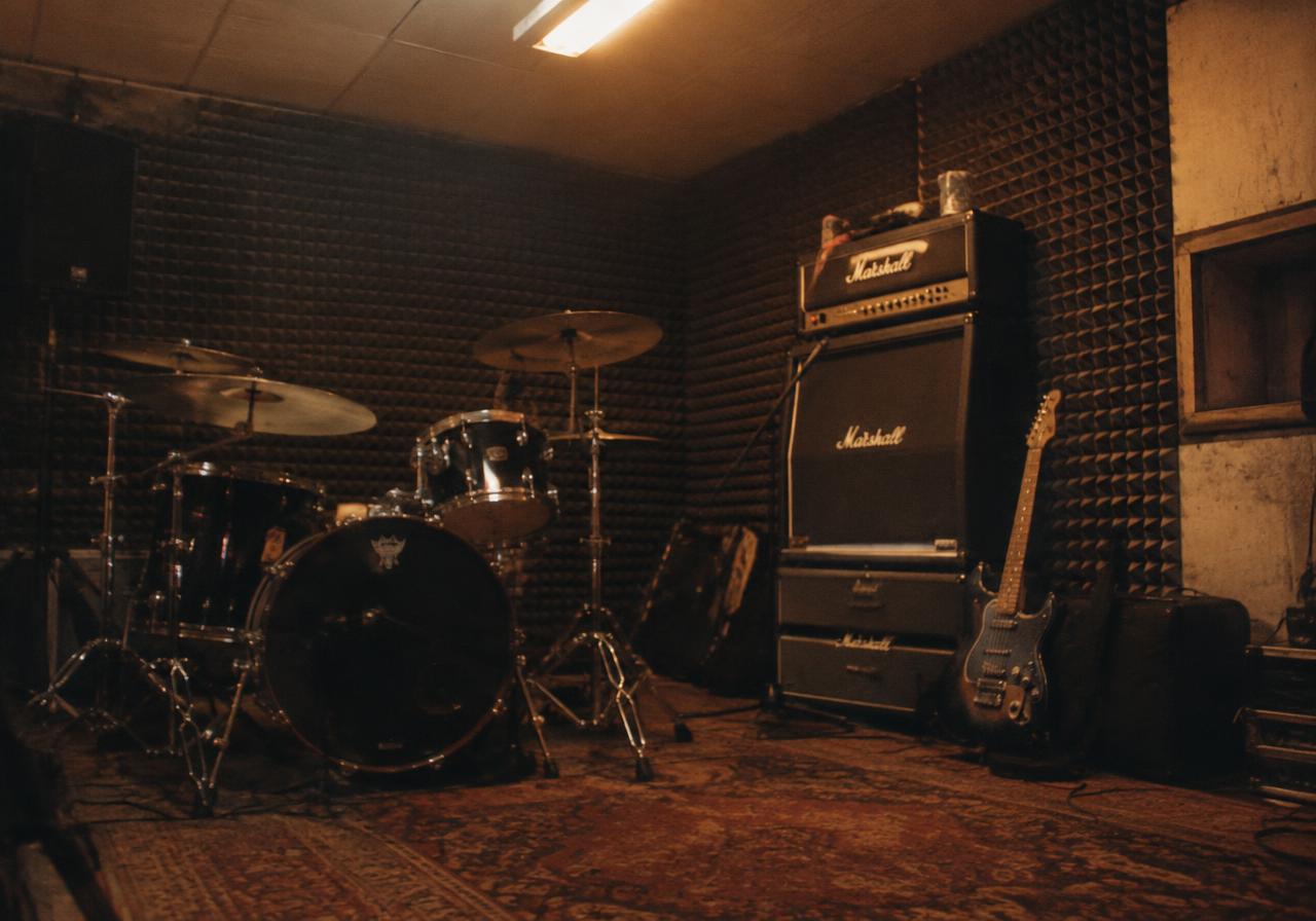 Sala de ensaio · Track Studio
